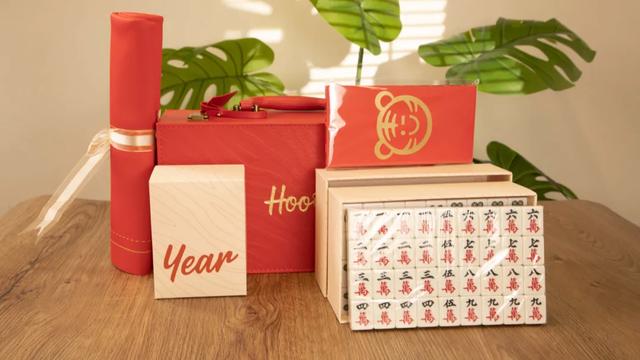 品牌拉杆箱十大排名，拉杆箱品牌十大排名（字节、腾讯、京东…22家大厂虎年礼盒实测）