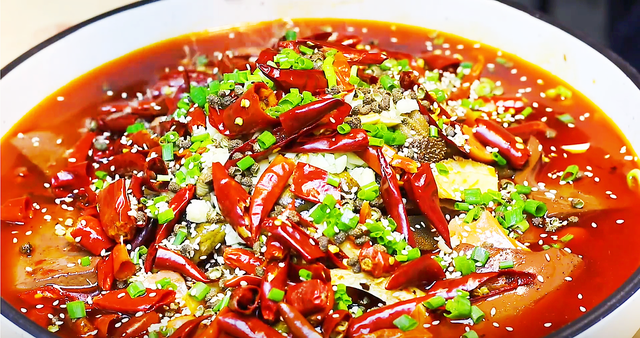 四川各地美食，四川有哪些小吃（四川最出名的8道经典名菜）