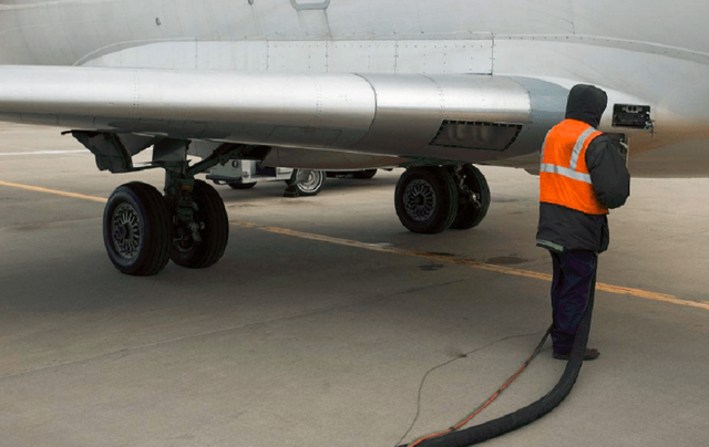 波音737是大飞机吗，波音737飞机是大飞机吗（在它的使用寿命内能回本吗）