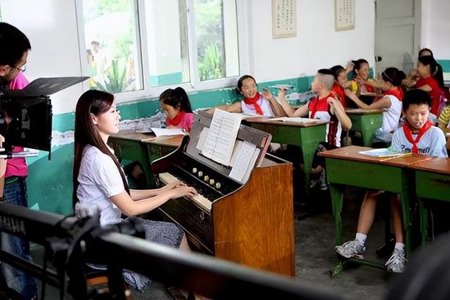 考教师编制考哪些科目，考教师编制要考那些科目（美术、音乐是考教师编制最难的学科）