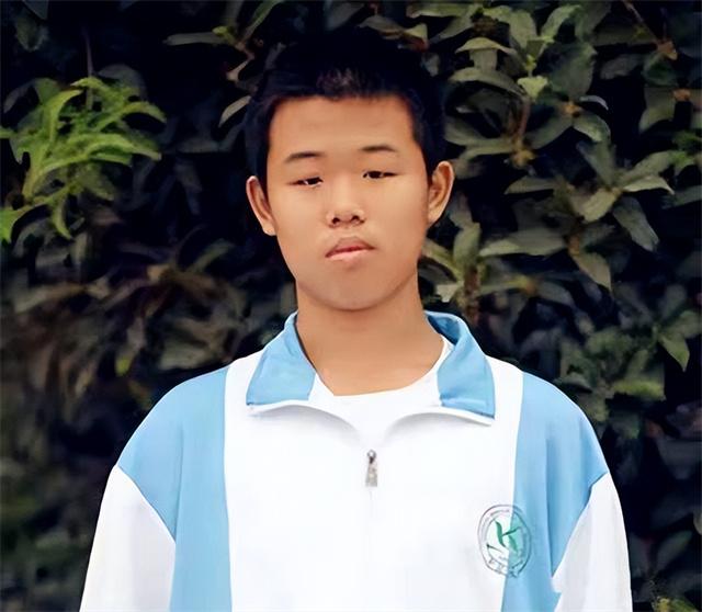 河南高考状元，河南史上最强高考状元（2021年河南高考状元彭子年）