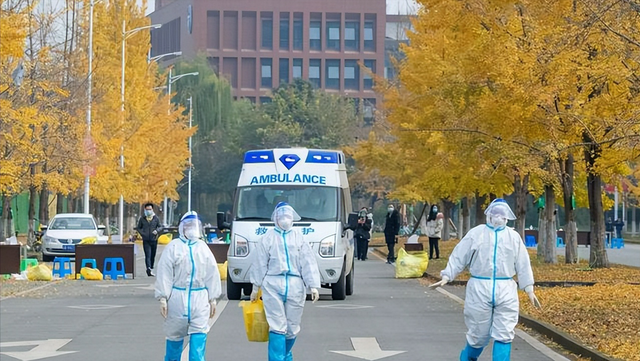 四川一本大学最新排名，最新大学排行榜（四川省一本大学近3年文科分数线排名）