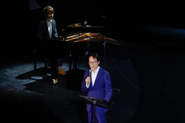 embraceyou是哪位作曲家的作品，embrace again（诠释人类命运共同体的恋歌）