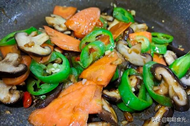 干香菇有保质期吗，干香菇一般要泡多久才能食用（建议家中常备这几种菜）