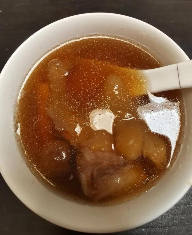 花胶煲汤的12种做法，花胶煲汤的做法大全（分享三个花胶炖汤的小秘方）