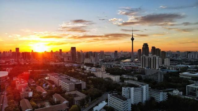 南开大学专业排名榜，2018-2019绘画专业大学排名【科教评价网+校友会版】（南开大学16个学科进入全球排名前1%）