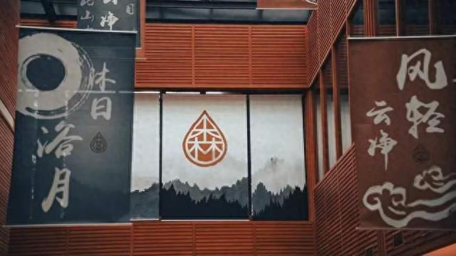 在青浦这个地方泡室外温泉、赏秋日美景，快快走起~
