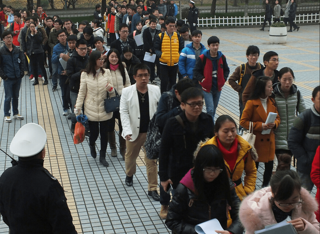 任职要求怎么写，员工岗位要求怎么写（中铁三局某项目招聘文员岗位）