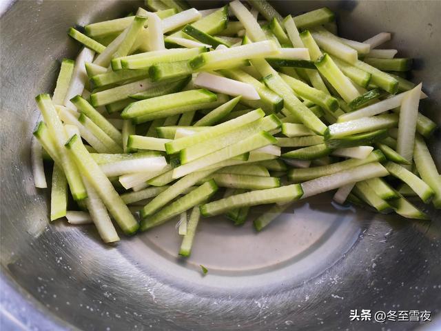 萝卜咸菜的做法，新鲜萝卜条咸菜的做法（萝卜咸菜做法）