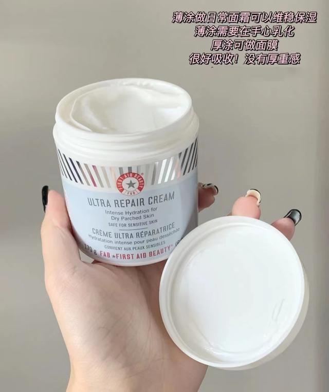 面膜的主要作用是什么，面膜是有什么作用（梳妆台常备“3样护肤品”）