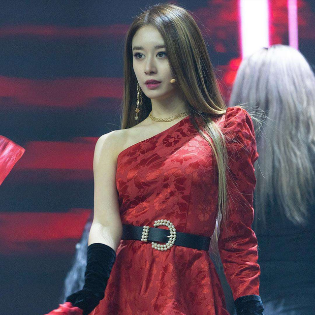 韩国最美十位女星，2023年韩国最美的10大女星