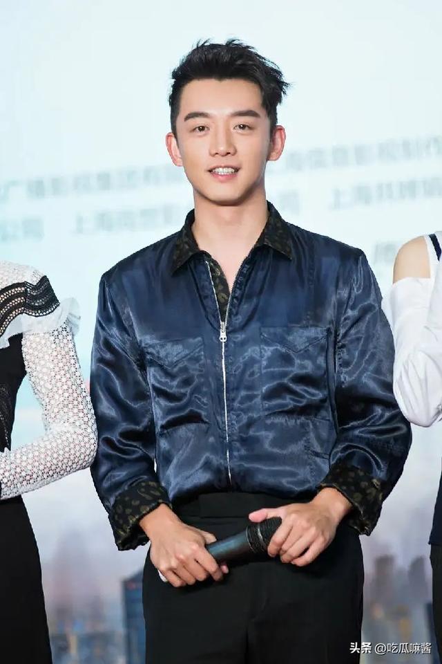 程晓玥郑恺为什么分手，郑恺程晓玥谈分手原因（才知郑恺为何放弃富家女）