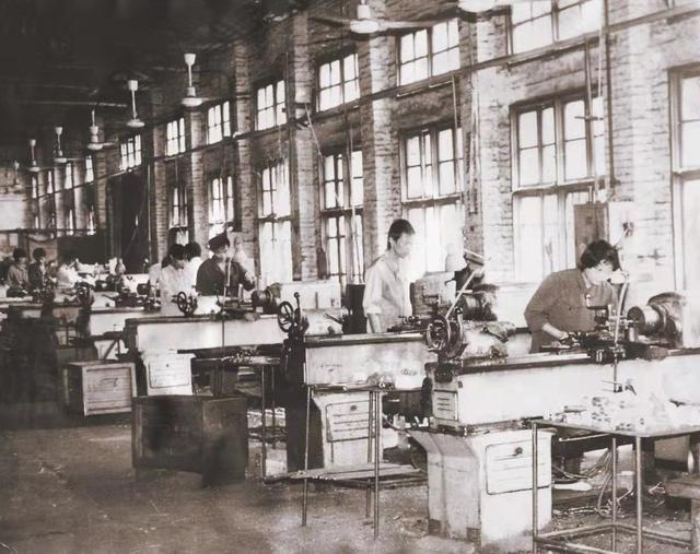 哈尔滨才子照片，才子骂小花（黑龙江一记者采访监狱）