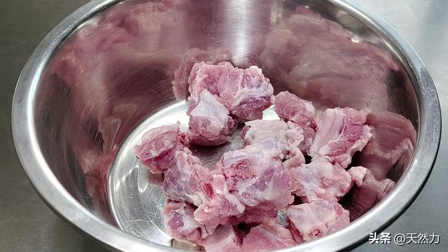 蒸排骨的做法最正宗的做法，原汁原味的清蒸排骨