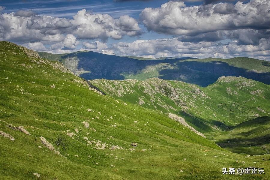 2022年巨蟹座财运最旺的月份，巨蟹座财运最好的月份（巨蟹座2022年桃花旺盛的月份）