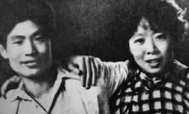萧红呼兰河传讲述萧红的一生，萧红“不作不死”的人生故事