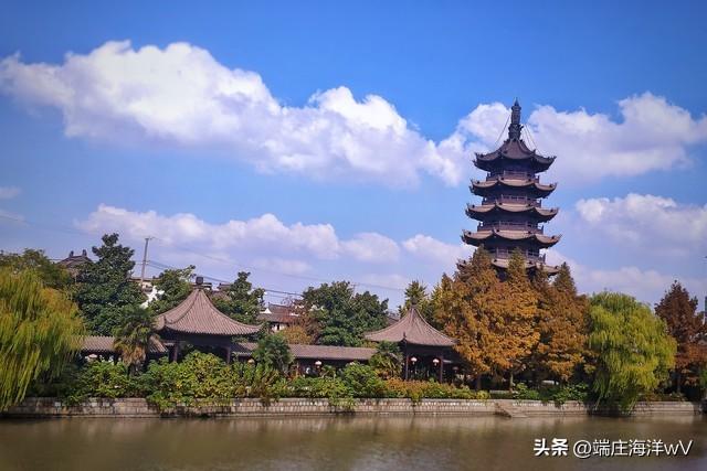 上海最好玩的地方，上海必须去玩的地方有哪些（去上海十个必打卡地）