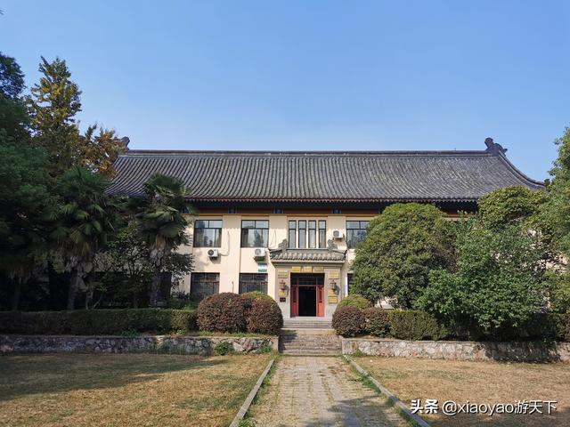 山东大学趵突泉校区，山东大学在哪里（那些被列为全国重点文物保护单位的大学校园）