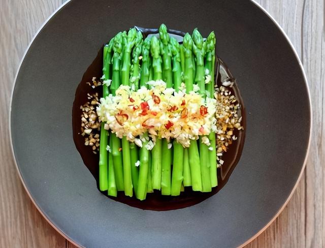 吃什么去脂肪最快，想要瘦肚子脂肪吃什么最快（吃6种刮脂蔬菜）