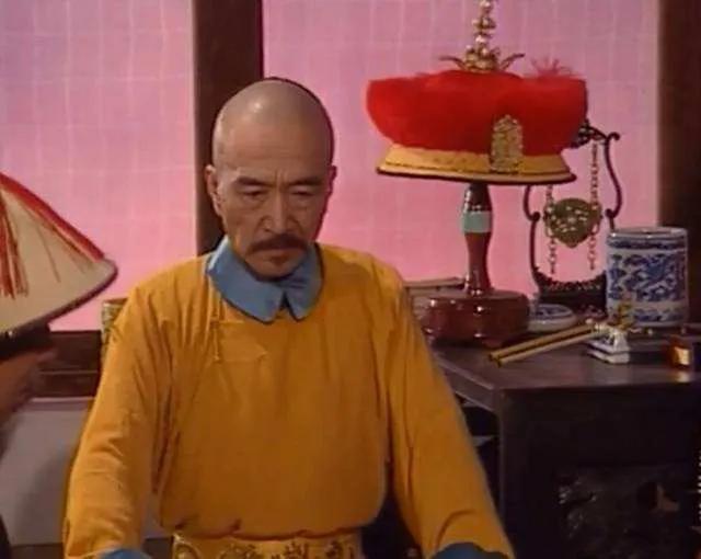 2,嘉庆帝突然驾崩,孝和睿皇后为何不选自己儿子继位而是选了旻宁?