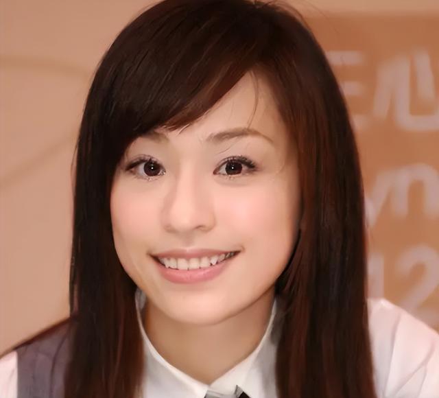 姜文前妻桑德琳，姜文的前妻（给“《浪姐3》中情史复杂的十位姐姐”排名）