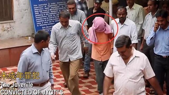 德里黑公交案，2012年印度黑公交案