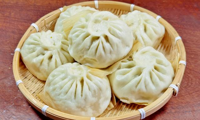 芹菜叶怎么做好吃，芹菜叶子怎么做好吃（芹菜别只吃茎）