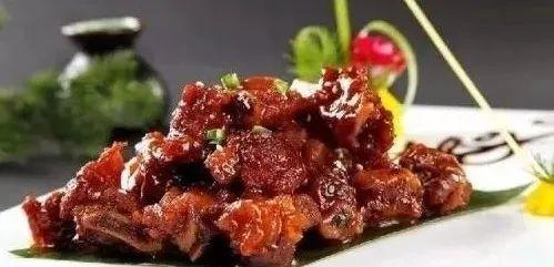 川味红烧肥肠怎么做，川味红烧肥肠的家常做法大全（这些做法值得大家参考）