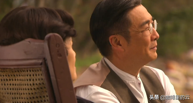 名媛望族剧情介绍，名媛望族剧情分集剧情介绍（《名媛望族》：四个女人之中）