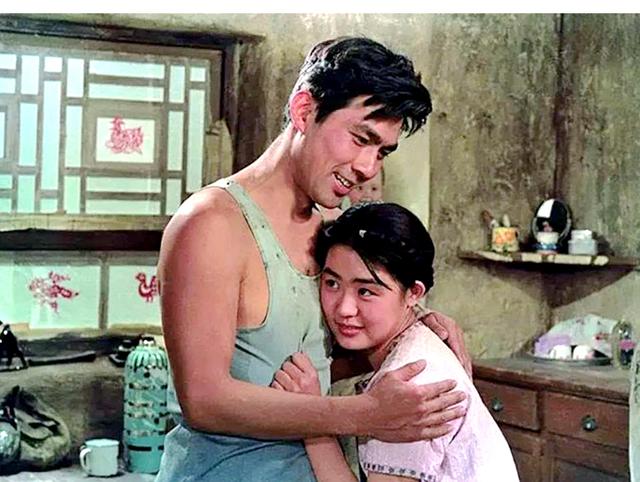 牧马人电影演员表，牧马人电影演员简介（难忘40年前电影《牧马人》）