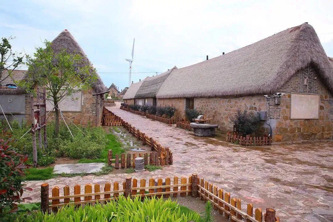 荣成风景区有哪些，荣成周边景点（来荣成这些打卡景区景点采撷好春光）