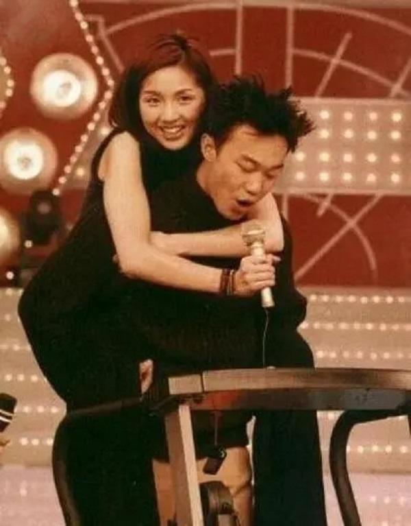 陈康堤和谢振轩，陈康堤怎么读（著名歌手陈奕迅：父亲锒铛入狱）