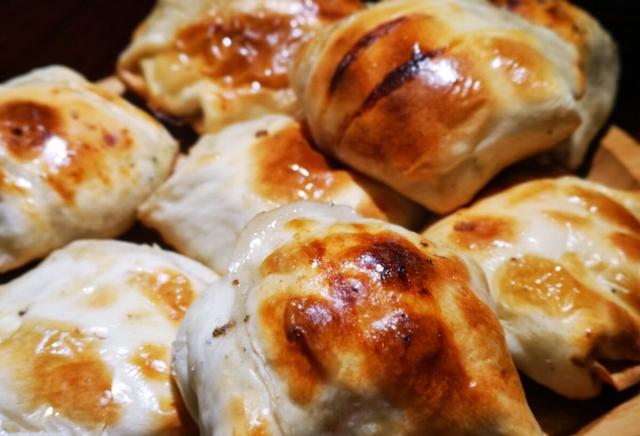 新疆美食有哪些，新疆的美食有哪些（新疆的10样“西域美食”）