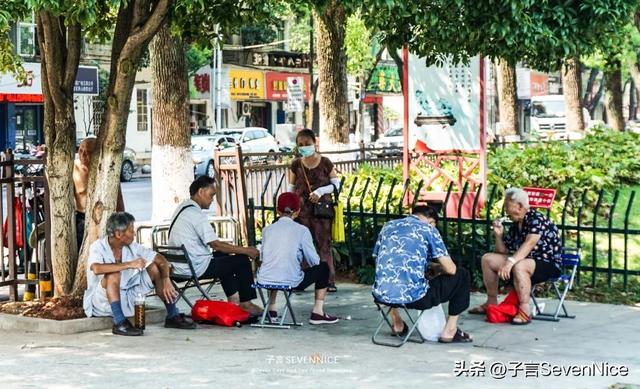 唯美有意境的女生背影图片  路还长 背影要直要美，女生背影唯美图片高清 意境（每张照片的背后是一个怎样的故事）