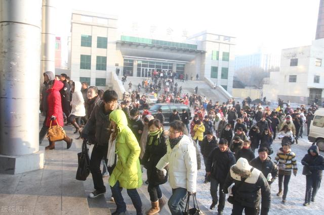 四级主任科员是什么级别，四级主任科员是什么级别和工资（但只能安排四级主任科员）