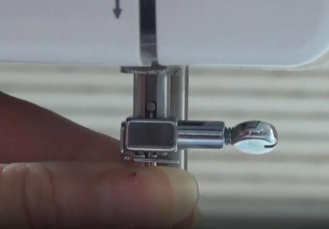 手动缝纫机怎么使用,手动缝纫机不勾底线怎么修(手把手教学,包你学会) 手动缝纫机怎么使用,手动缝纫机不勾底线怎么修(手把手教学,包你学会)