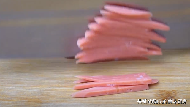 用平底锅做的鸡蛋卷为什么不脆，为什么自己做的鸡蛋卷不脆（孩子点名要吃的菜卷）