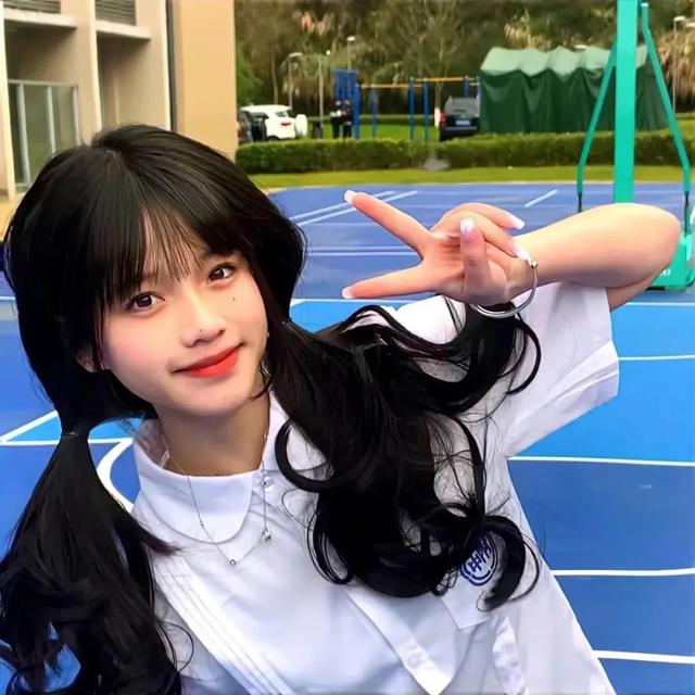 浪漫少女，微信头像，浪漫少女（微信头像：54张，女生头像）