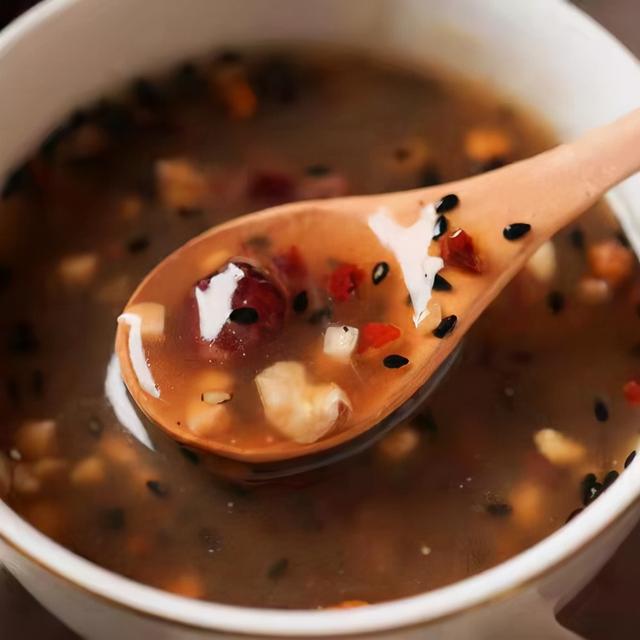 藕粉怎么冲泡正确方法，如何正确冲藕粉（藕粉的正确冲泡方法）