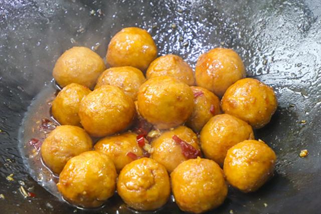 除夕吃饭有哪些讲究，老人讲“5菜不上桌