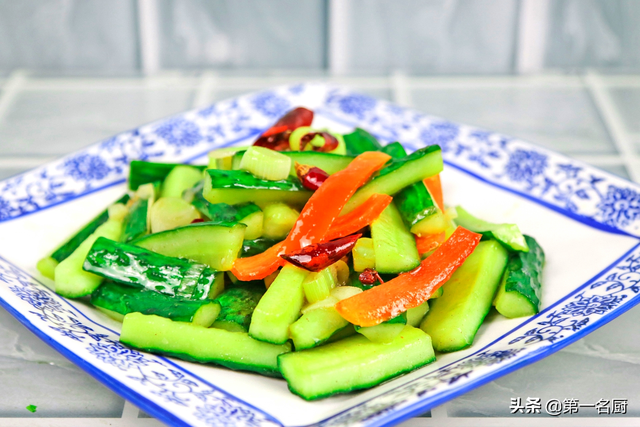 碱性食物排名第一名，世界最强碱性食物排行（也要吃的6种“碱性”菜）