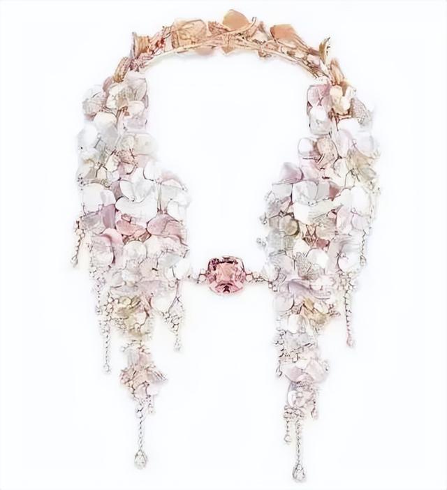 母亲节的时候送给妈妈的礼物，这些精选肯定能送到她心坎里