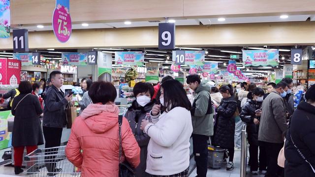 长沙万家丽免税店在哪里，网红长沙城，魅力万家丽