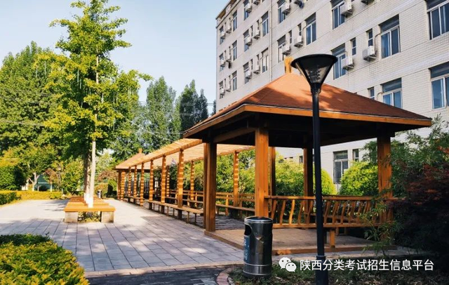 西安市所有五年制大专详细点，西安五年制大专有哪些（走进“省级示范院校”—西安医学高等专科学校）