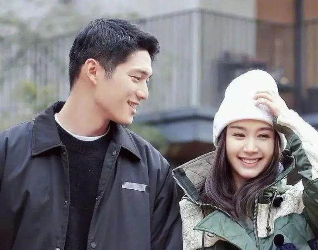 王朔与王子文私下关系，与贾乃亮传绯闻多年、未婚生子