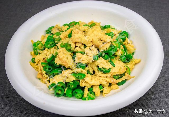 鸡蛋菜谱大全带图片，炒素菜菜谱带图片（鸡蛋的6种做法）