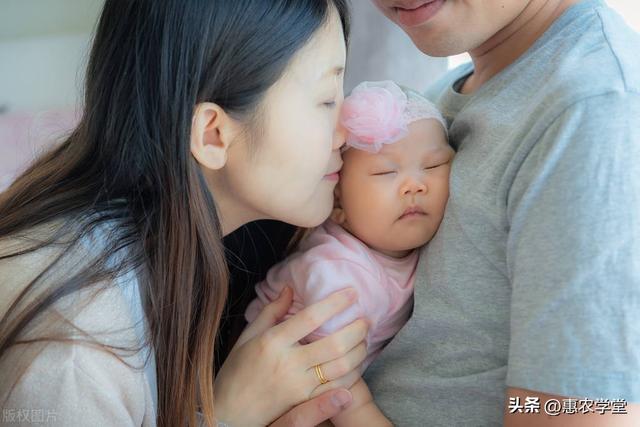 一年有多少个工作日，一年有多少个工作日和节假日（2022育儿假规定）