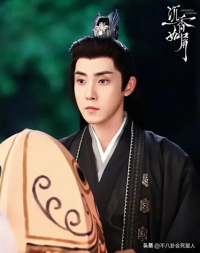 眼睛亮的人有灵气，眼睛有灵性的女人（却“败”在眼皮的明星）