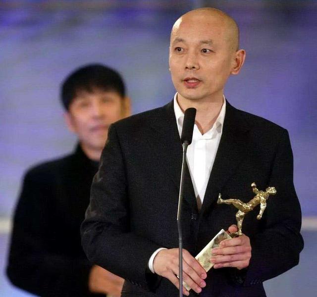张译成金鸡和百花奖双料影帝，追平葛优、张涵予、黄晓明、张艺谋