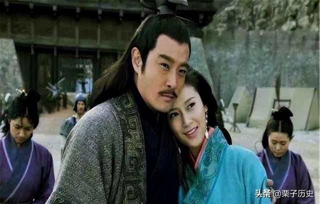 周瑜30几岁去世，美娇妻小乔跟了谁？